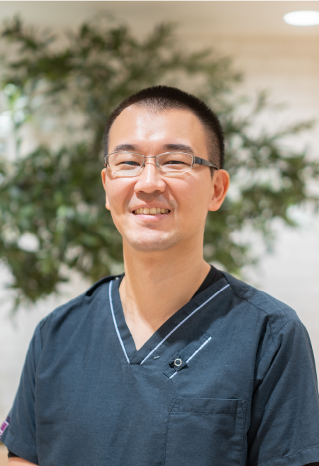 院長 吉越 彬Akira Yoshigoe