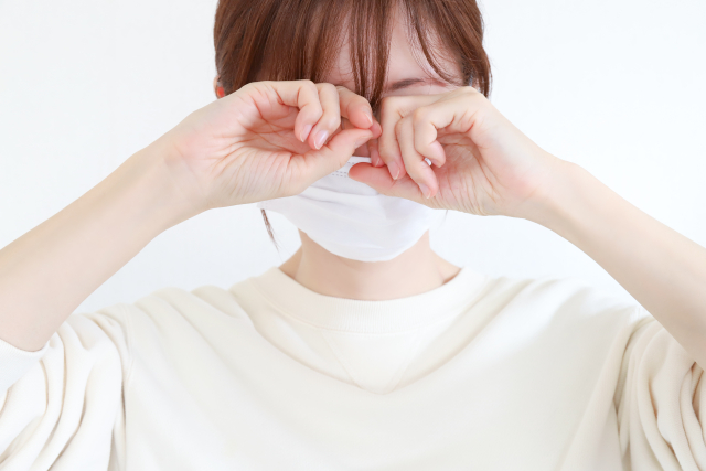 アレルギー性鼻炎の種類と原因